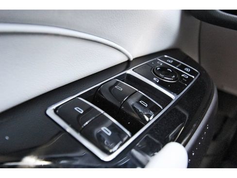 New 2026 Cadillac Lyriq Luxury AWD/4WD image 15