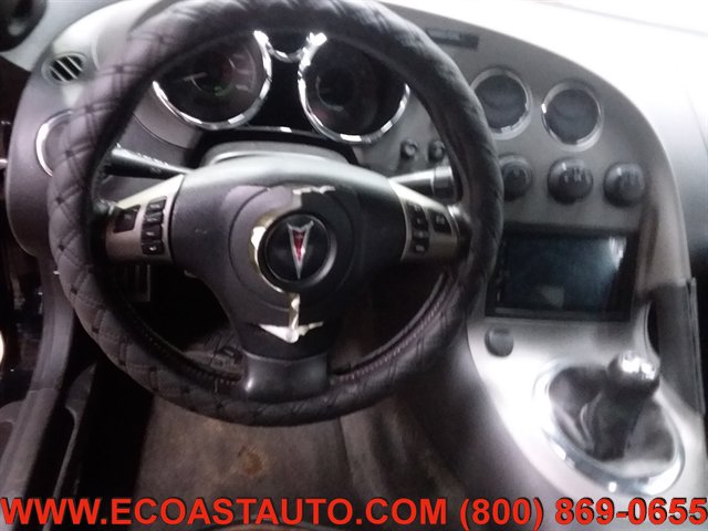 Used 2009 Pontiac Solstice GXP w/ Club Sport Package RWD image 12