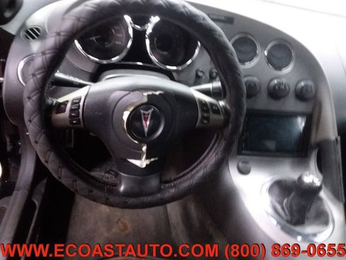 Used 2009 Pontiac Solstice GXP w/ Club Sport Package image 12