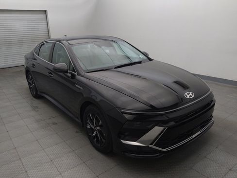 Used 2025 Hyundai Sonata SEL FWD image 13