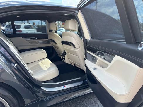 Used 2016 BMW 740i RWD image 15
