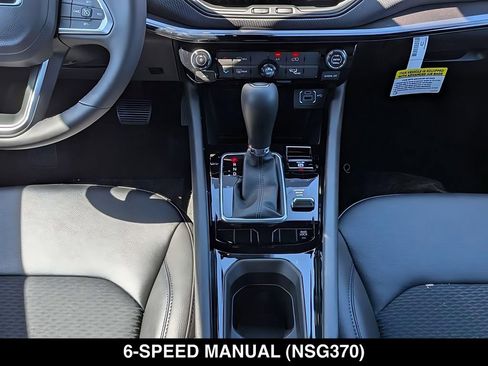 New 2026 Jeep Compass Latitude AWD/4WD image 16