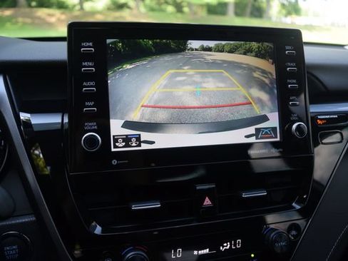 Used 2022 Toyota Camry SE w/ Audio Upgrade Package FWD image 10