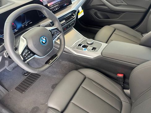 New 2026 BMW i4 eDrive40 w/ Premium Package RWD image 4
