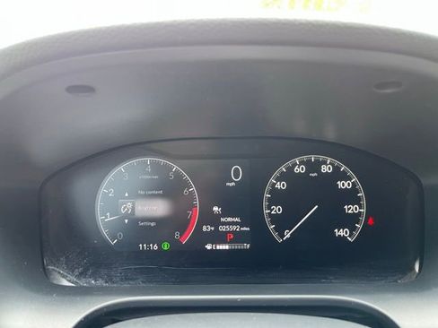 Used 2024 Honda HR-V Sport image 9