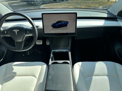 Used 2022 Tesla Model 3 Performance image 34