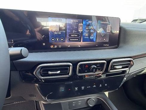 New 2026 Nissan Sentra SR image 25