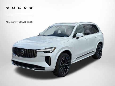 New 2026 Volvo XC90 T8 Plus w/ Protection Package Premier image 8