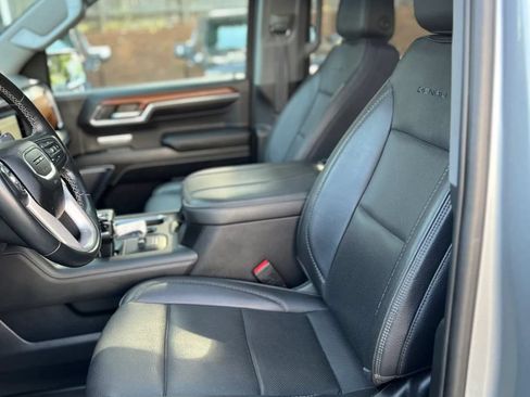 Used 2023 GMC Sierra 1500 Denali w/ Denali Reserve Package AWD/4WD image 11