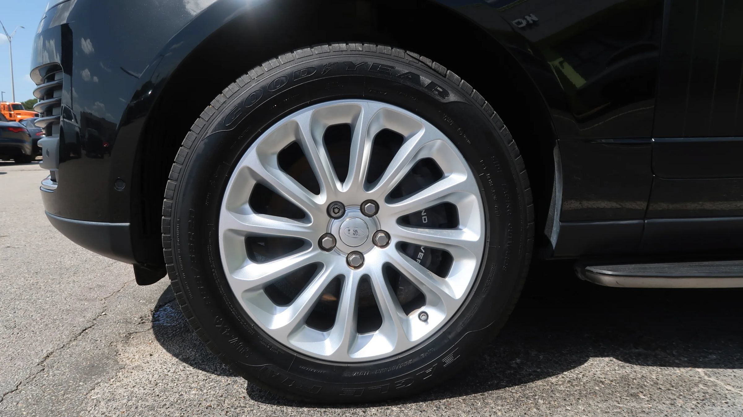 Used 2018 Land Rover Range Rover HSE AWD/4WD image 60
