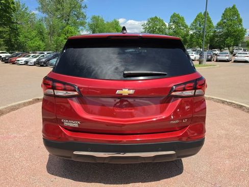 Used 2023 Chevrolet Equinox LT AWD/4WD image 4