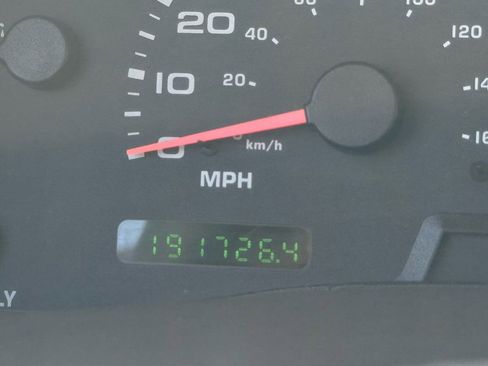 Used 2003 Ford Excursion Limited image 31