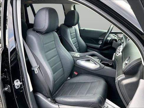 Certified 2024 Mercedes-Benz GLS 450 4MATIC image 34