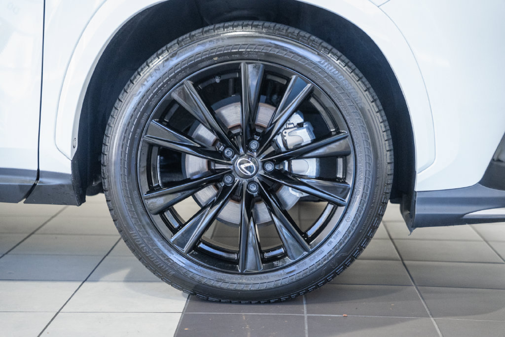 Used 2024 Lexus NX 350 F Sport AWD/4WD image 15