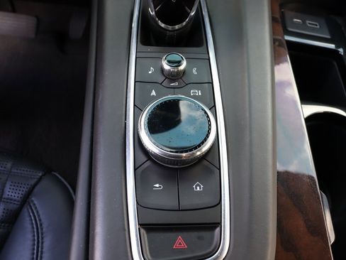 Used 2023 Cadillac Escalade Sport Platinum image 33