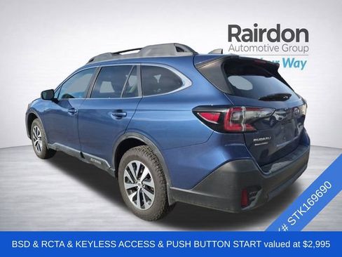 Used 2020 Subaru Outback Premium w/ Popular Package #1 AWD/4WD image 2