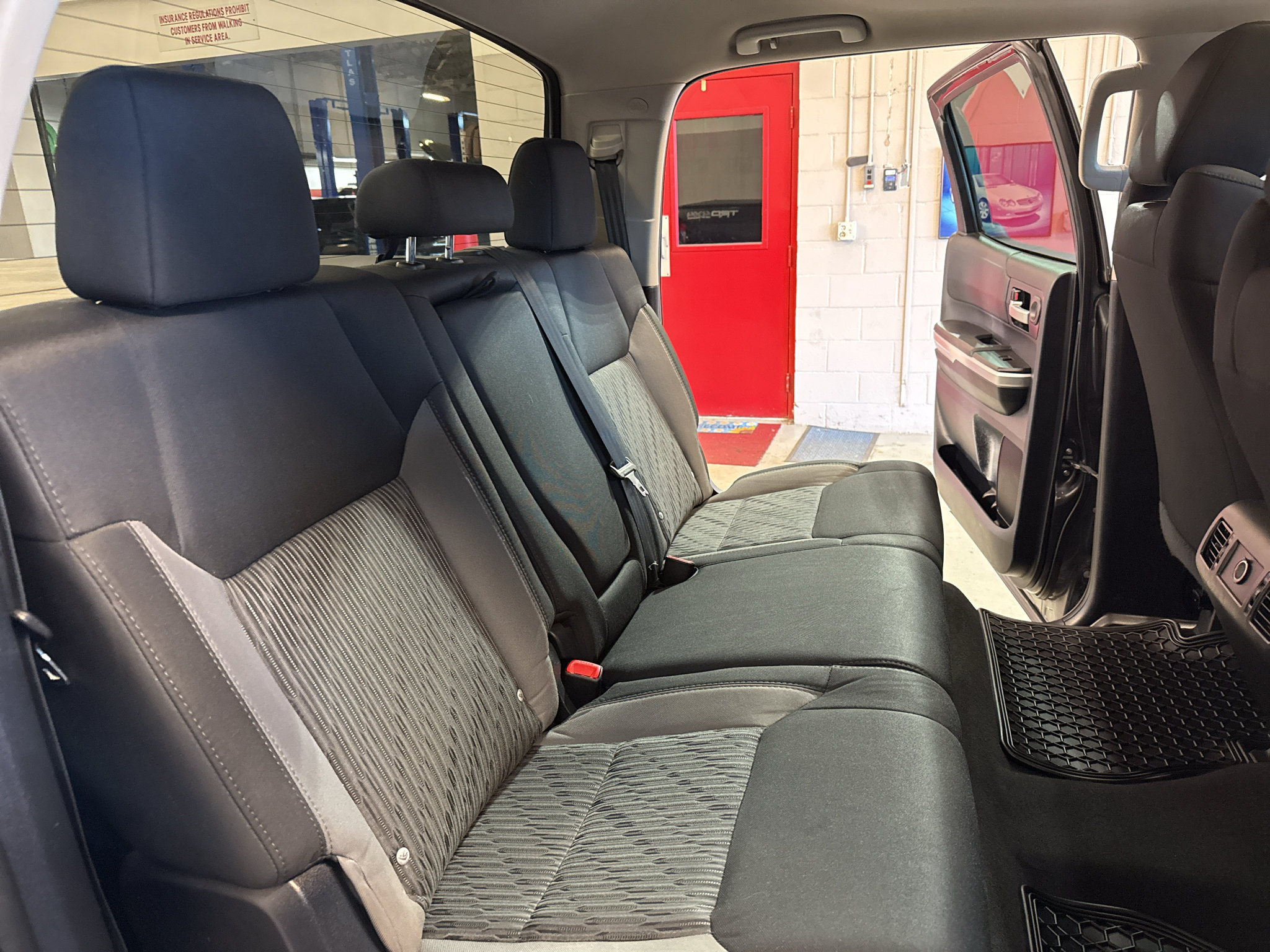 Used 2014 Toyota Tundra SR5 AWD/4WD image 26