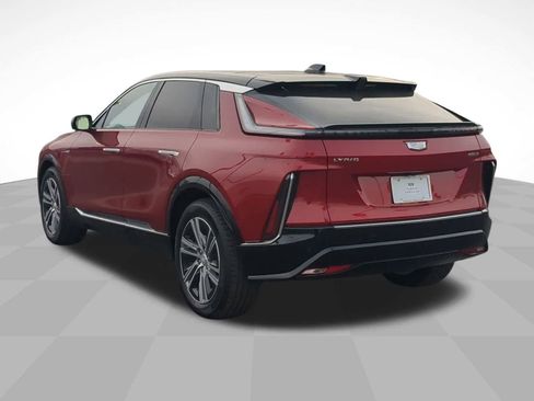 New 2025 Cadillac Lyriq Luxury image 7