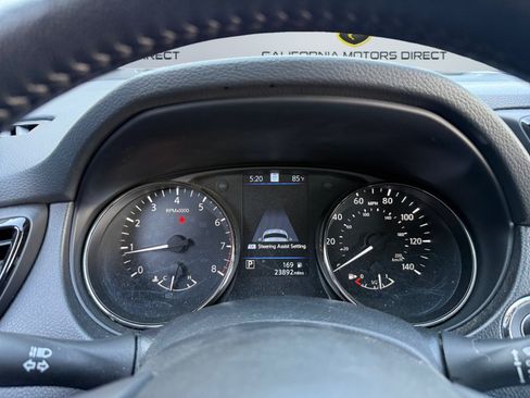 Used 2022 Nissan Rogue Sport SL AWD/4WD image 14