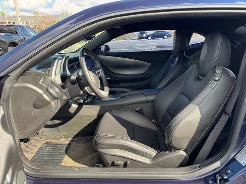 Used 2011 Chevrolet Camaro LT w/ Silver Stripe Package image 13
