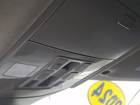 Used 2024 Volkswagen Jetta SEL FWD image 31