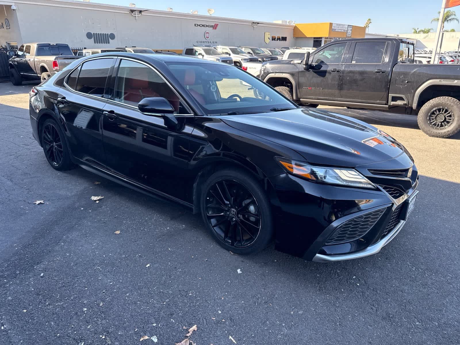 Used 2021 Toyota Camry XSE FWD image 9
