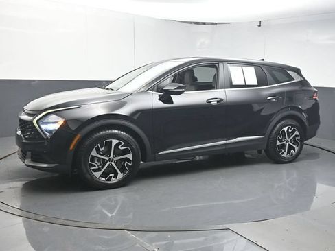 Used 2023 Kia Sportage EX FWD image 4