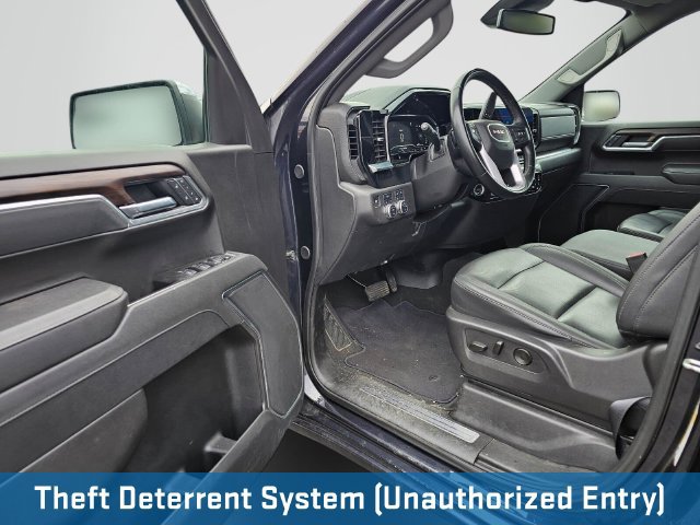 Used 2025 GMC Sierra 1500 SLT AWD/4WD image 23