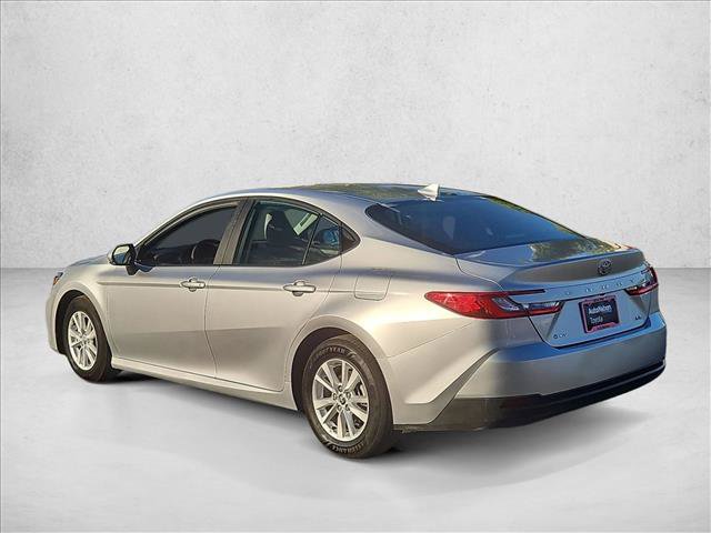 Used 2025 Toyota Camry LE w/ Convenience Package FWD image 8