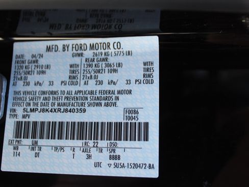 Used 2024 Lincoln Nautilus Reserve w/ Equipment Group 203A image 37