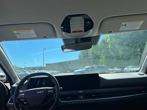 Used 2025 Kia K4 FWD image 32