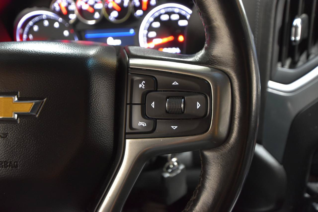 Used 2023 Chevrolet Silverado 3500 LT AWD/4WD image 19