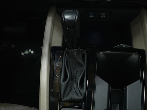 Used 2024 Honda Accord EX-L image 18