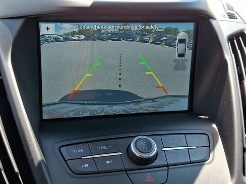 Used 2019 Ford Escape SEL AWD/4WD image 18