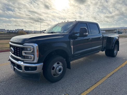 Used 2023 Ford F350 Lariat w/ Lariat Ultimate Package image 1