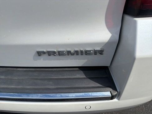 Used 2020 Chevrolet Tahoe Premier w/ Premier Plus Edition image 16