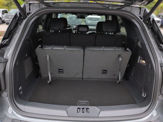 New 2026 Ford Explorer Active w/ Active Comfort Package RWD image 13