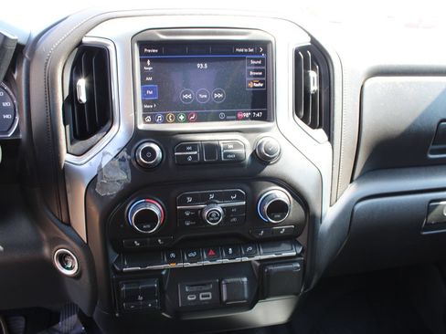 Used 2020 Chevrolet Silverado 1500 LT w/ Texas Edition AWD/4WD image 14