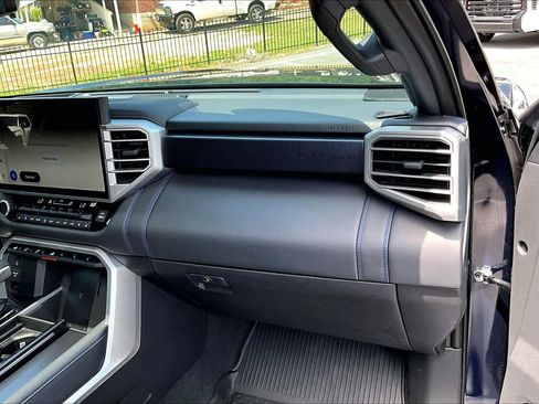 Certified 2025 Toyota Sequoia Platinum AWD/4WD image 19