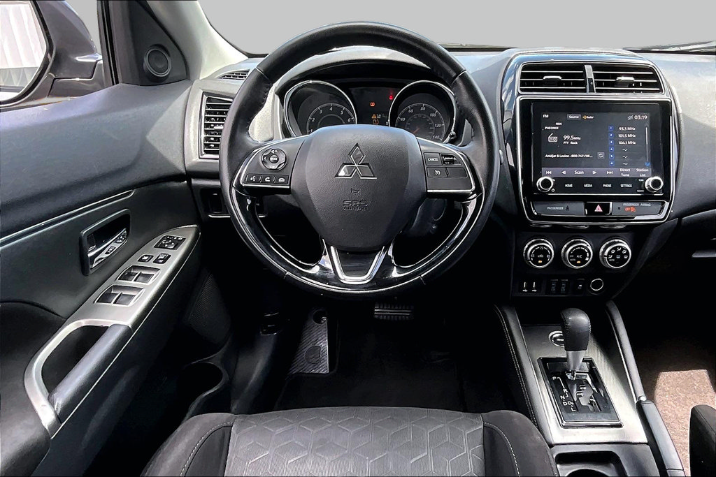 Used 2020 Mitsubishi Outlander Sport SE AWD/4WD image 8