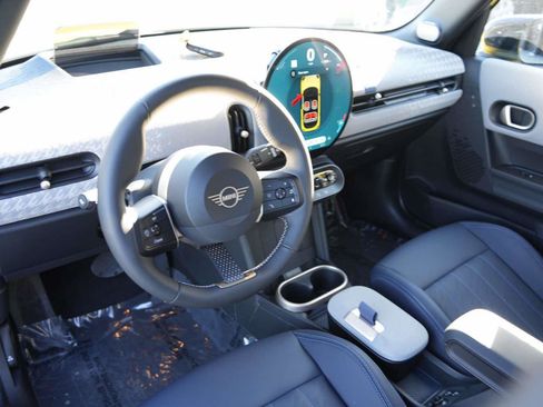 Used 2025 MINI Cooper S image 11