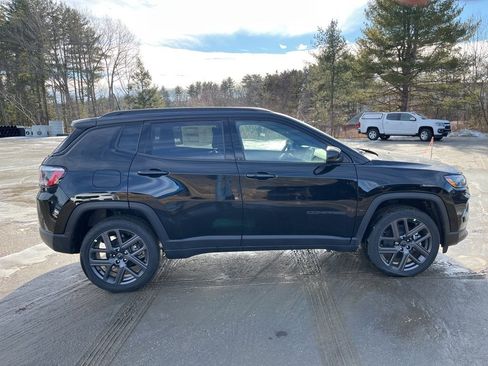 New 2026 Jeep Compass Limited image 8