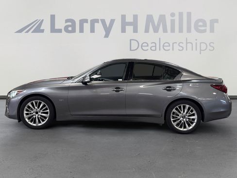Used 2020 INFINITI Q50 Luxe RWD image 2