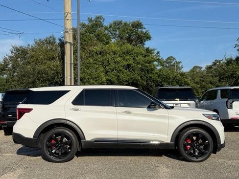 Used 2022 Ford Explorer ST w/ Equipment Group 401A AWD/4WD image 6