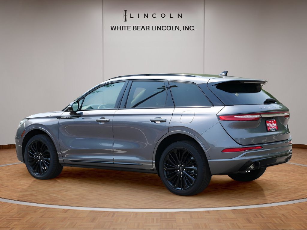 Used 2024 Lincoln Corsair Reserve w/ Equipment Group 201A FWD image 7