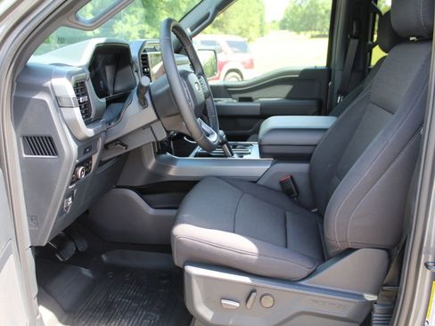 New 2026 Ford F150 XLT w/ Equipment Group 302A MID AWD/4WD image 10