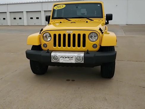 Used 2015 Jeep Wrangler Sahara image 3