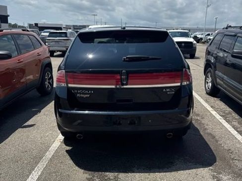Used 2009 Lincoln MKX AWD image 4