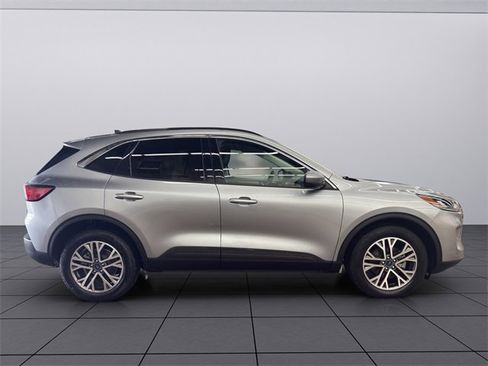 Used 2022 Ford Escape SEL image 7