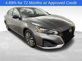 Used 2025 Nissan Altima 2.5 SV video 1